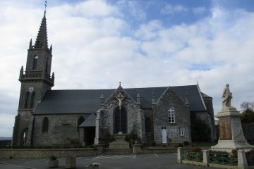 Eglise Saint Pierre et Saint Paul de Kergrist (56)