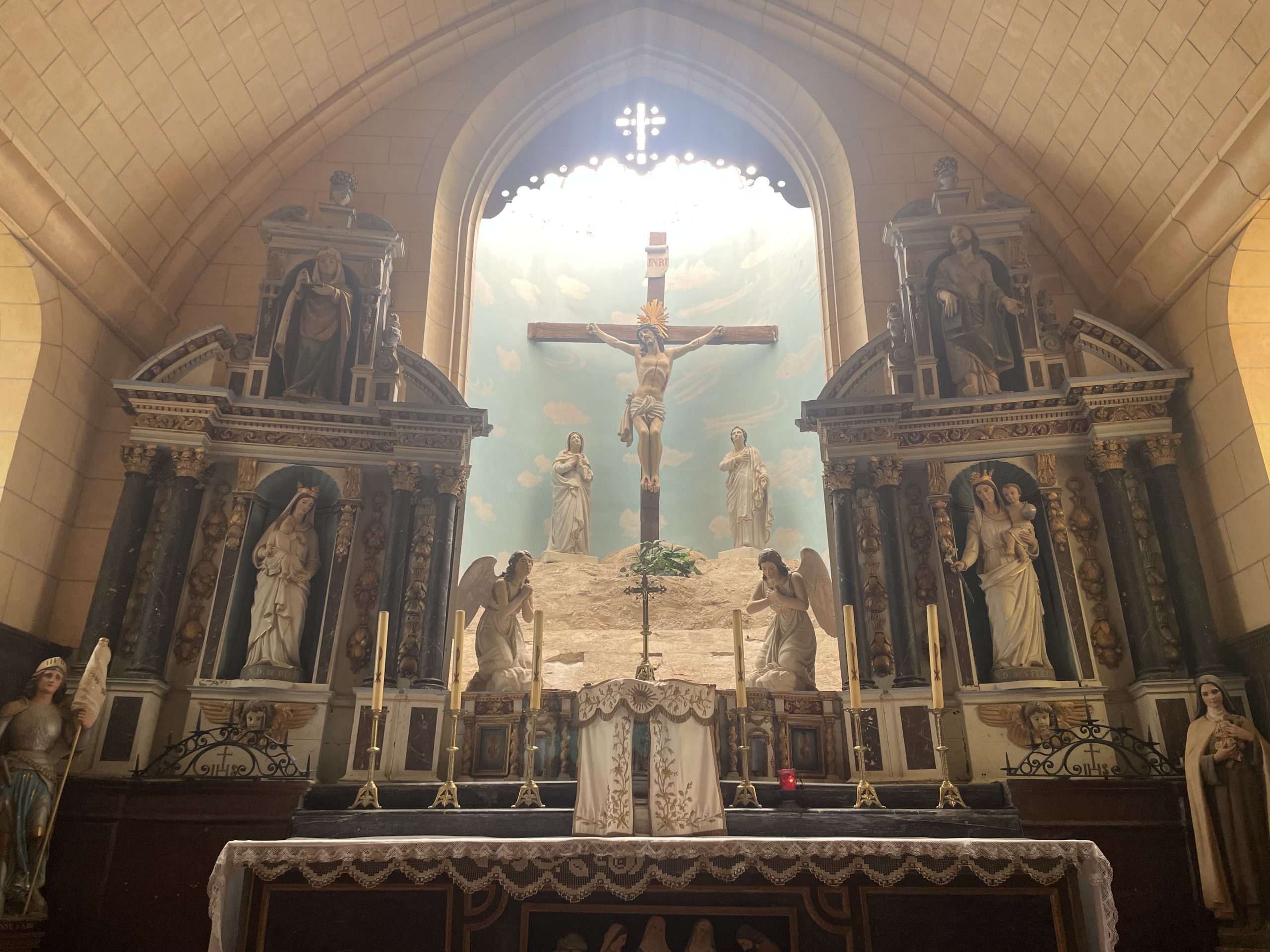 Eglise Saint Pierre Saint Paul Kergrist