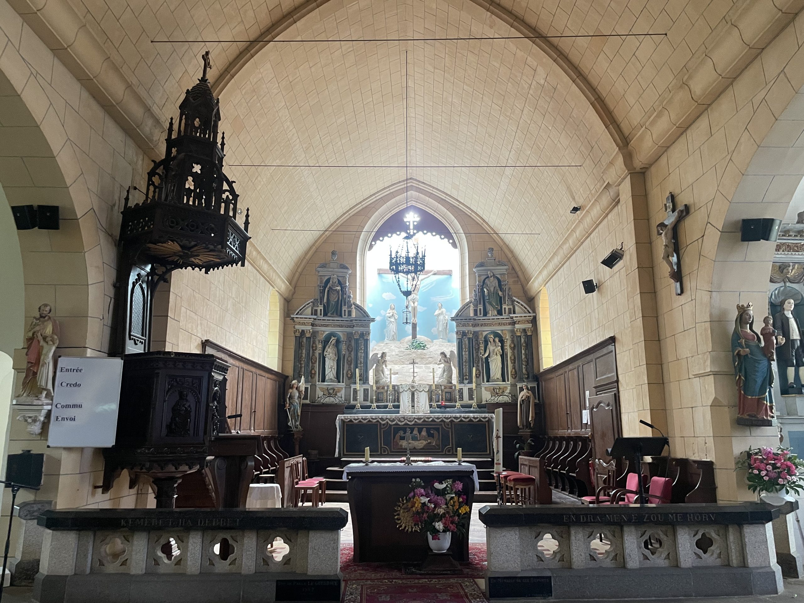Eglise Saint Pierre Saint Paul Kergrist